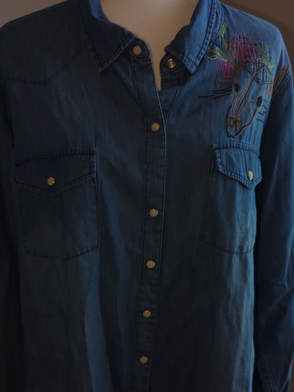 Torrid Women's Blue denim  Embroidered Button-Up Shirt